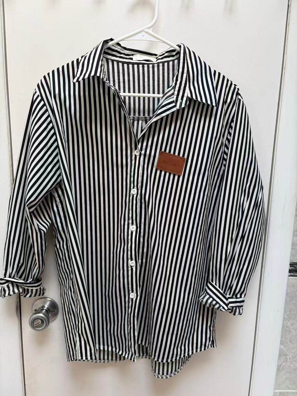 Women's Black and White Vertical Striped Long Sleeve Button Down Shirt Blouse L